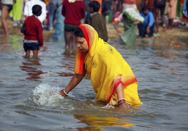 Allahabad, India, 20.01.2010, Hindus gather for the Magh Mela in Allahabad to take a holy dip at