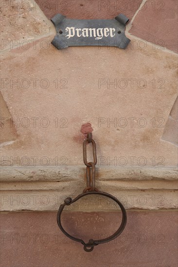 Historical pillory, pillory post, inscription, chain, fittings, metal ring, metal, ring, Middle