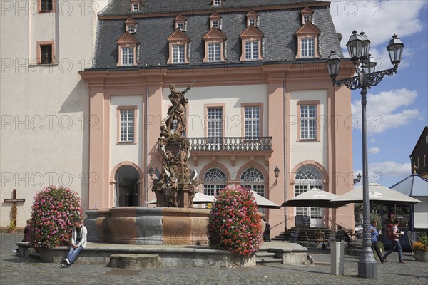 Old town hall with Neptune fountain on the market square, Renaissance, candelabra, Weilburg,