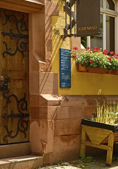 Jewish bath, historic mikvah, facade decorated with flowers, Judengasse, Jewish quarter, old town,