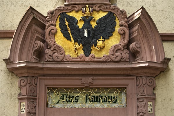 Portal crowned with the coat of arms of Friedberg by Johann Philipp Moerss, Old Town Hall,