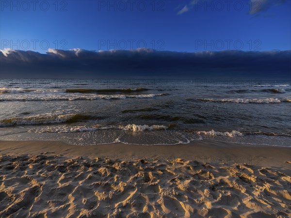 Sandy beach beach on the island of Usedom on the Baltic Sea at sunset, Zempin, Mecklenburg-Western
