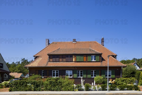 Niesky is a small town in the district of Görlitz in Upper Lusatia. With just under 10, 000