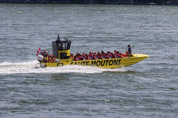 Jet boating, jet boat ride on the Saint Lawrence River, Summer, Montreal, Province of Quebec,