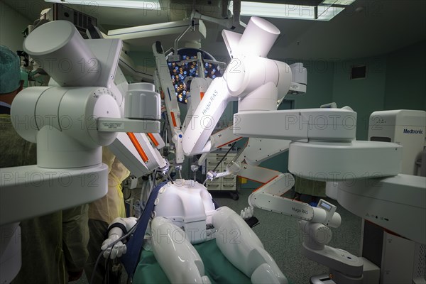 Operating theatre robot HUGO, Dresden, Saxony, Germany, Europe
