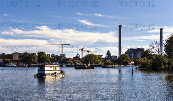 Rummelsburg Bay with a view of the Klingenberg power station in Berlin-Lichtenberg, Berlin,