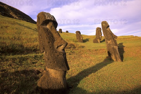 South America, Chile, Pacific, Moais on Easter Island, Ranu Raraku, Rano Raraku, Easter Island,
