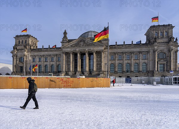 Building site with construction fence, Berlin Reichstag, government district, Berlin, Germany,