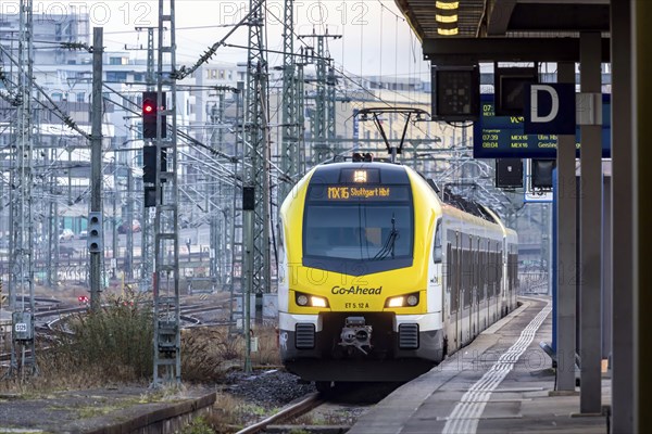 Stuttgart Central Station, track apron and local train of the private operator Go-Ahead, Stuttgart,