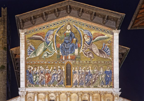 Angels carry Christ in the mandorla to heaven, mosaic with Ascension of Christ and Apostles, San