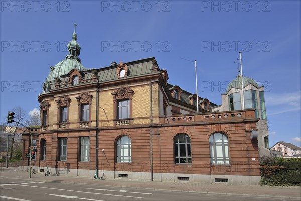 Volksbank building built in 1902 with cupola, Kaiserslautern, Rhineland-Palatinate, Germany, Europe