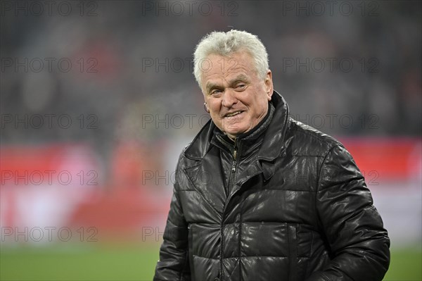 Former national goalkeeper Sepp Maier, FC Bayern Munich, team-mate of Franz Beckenbauer, smiles,