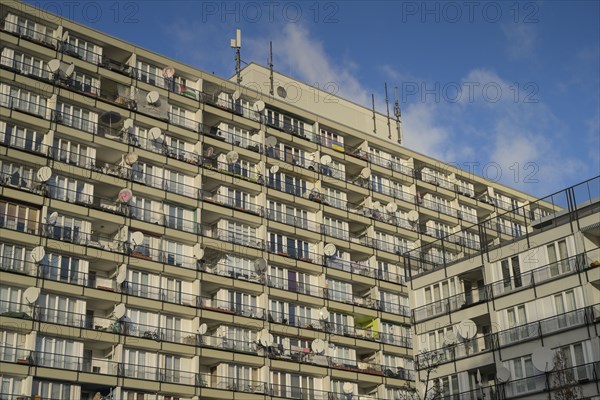 Social housing, Pallasseum residential building, PallasstraÃŸe, Schöneberg, Berlin, Germany, Europe