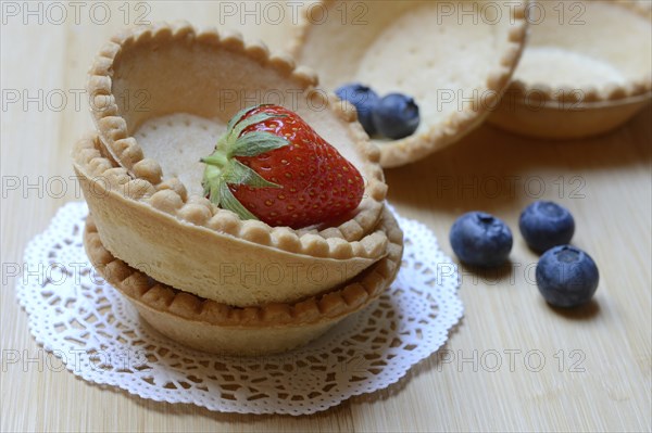 Tartelette, pre-made tartlet base with strawberry and blueberries