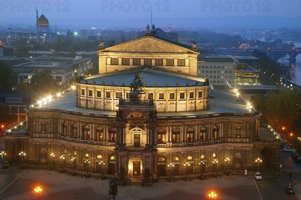 Semper Opera