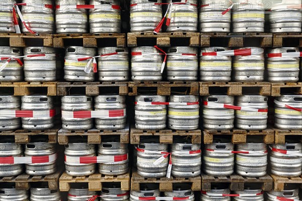 Pallets stacked, many beer barrels labelled with deposit, full-size, Warsteiner Brewery, Warstein,