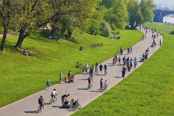 According to the ADFC, the Elbe cycle path is one of the three most popular cycle paths in Germany