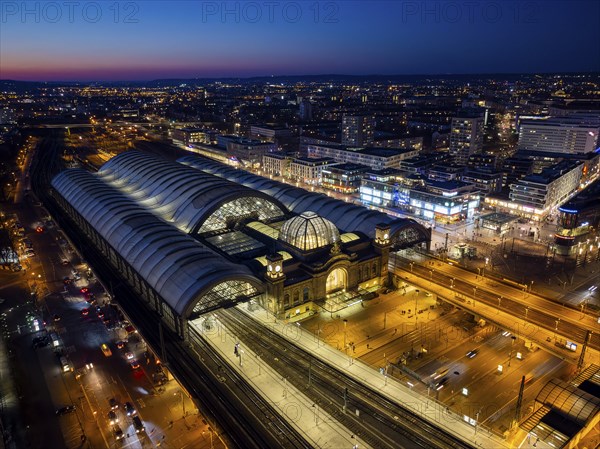 Central station at Wiener Platz. The new construction has been completed, the membrane roof of the