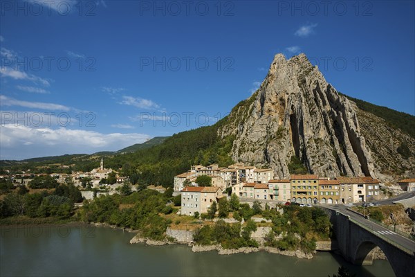 Sisteron, Provence, Provence-Alpes-Côte d'Azur region, South of France, France, Europe