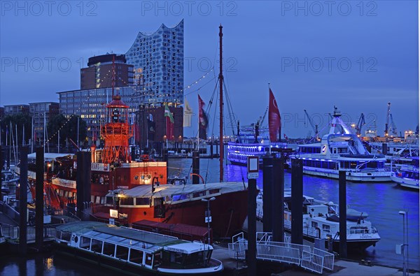 Germany, Hamburg, HafenCity, Kehrwiederspitze, Elbphilharmonie, Europe