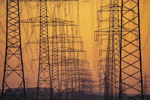 Extra-high-voltage lines, 380 KV, power line, the electricity comes from the Rhenish lignite mining