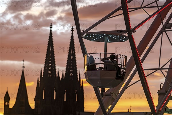 Happy Colonia funfair, Corona-compliant funfair at the Deutzer Werft, on the Rhine, Cologne