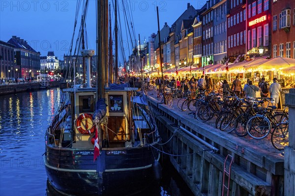 Nyhavn, in the Frederiksstaden district, in the evening, harbour district with houses over 300