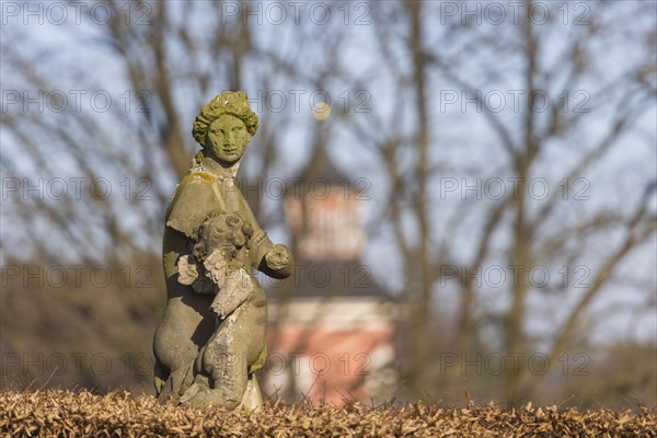 The lighthouse in Moritzburg is an inland lighthouse in Saxony. The staffage structure (folly) was