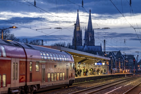 Cologne Trade Fair Centre/Deutz, Platform, Cologne Cathedral, Cologne, North Rhine-Westphalia,