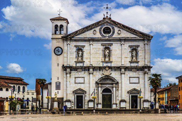 Cathedral Parrocchia del Santissimo Redentore in Piazza Grande, Piazza Vittorio Emanuele, planned