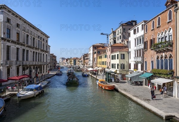 Canal Canale di Cannaregio from the bridge Ponte delle Guglie, Cannaregio, Venice, Veneto, Italy,