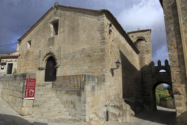 Iglesia de Santiago church in historic medieval town of Trujillo, Caceres province, Extremadura,