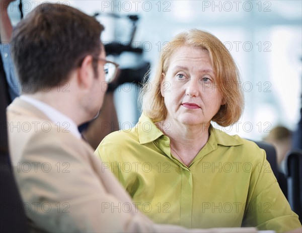 (R-L) Lisa Paus, Federal Minister for Family Affairs, Senior Citizens, Women and Youth, and Marco