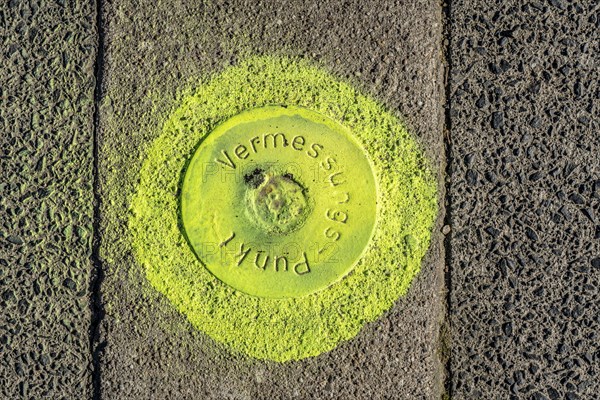 Surveying point, used for orientation, reference point, for surveying work