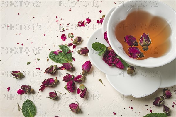 Cup of tea, damask rose, pink tea, close-up