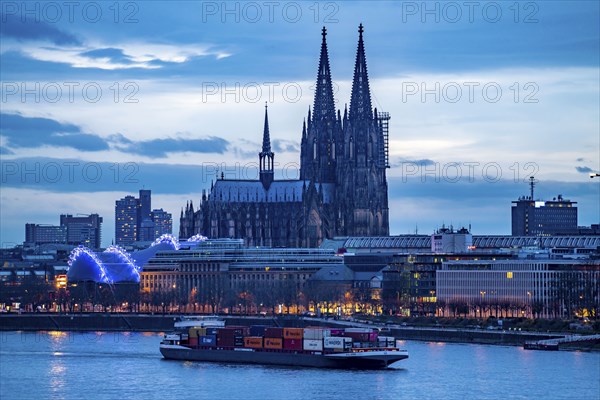 Skyline of Cologne, with the cathedral, Musical Dome theatre, on the Rhine, North Rhine-Westphalia,