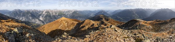 Panorama, mountain panorama at Kreuzjoch summit, view of Tschirgant summit and the Oberinntal