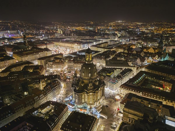 Dresden's old town at Christmas time. Despite the fact that the main sights are not illuminated due