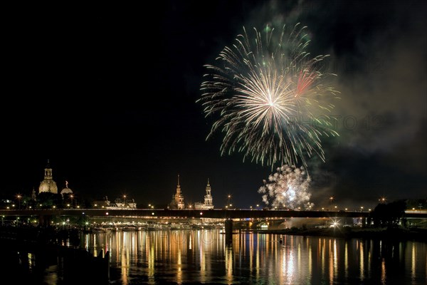 Breathtaking firework displays enchant the city skyline at night. Here is the big firework display
