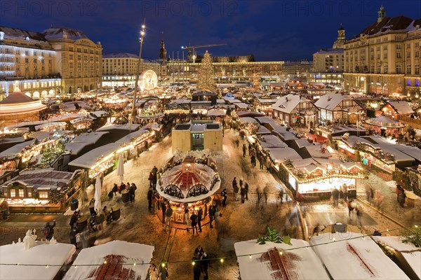 The Striezelmarkt, which has been held since 1434, is the oldest Christmas market in Germany and