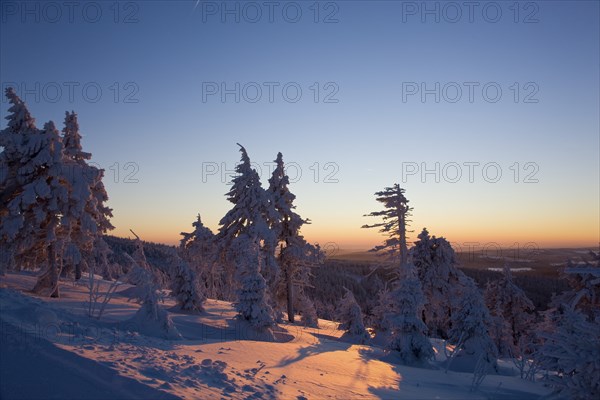 View from the snow-covered Fichtelberg to the Ore Mountains