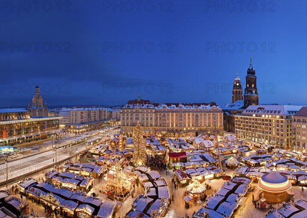The Striezelmarkt, which has been held since 1434, is the oldest Christmas market in Germany and
