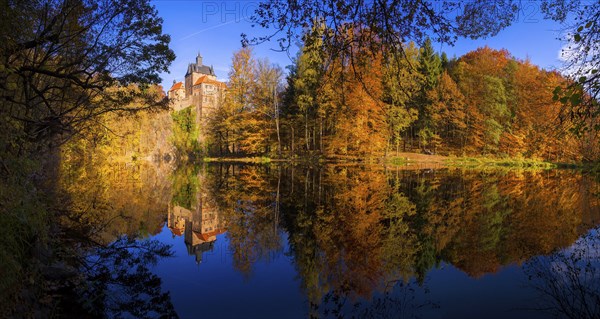 Kriebstein Castle rises on a steep rock above the Zschopau. Within the large group of hilltop