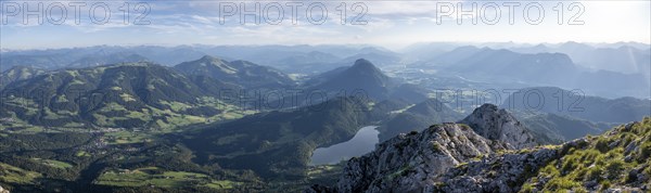 Alpine panorama, evening mood View from Scheffauer of Hintersteiner See and Inntal, Kaisergebirge,