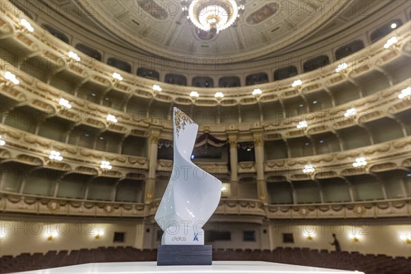 SemperOperaball is back! After a three-year break due to the pandemic, the Semper Opera will once