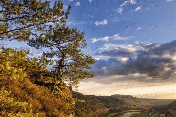 The Leopoldsnase viewpoint is a vantage point near Rathen.View of the Elbe arch between the