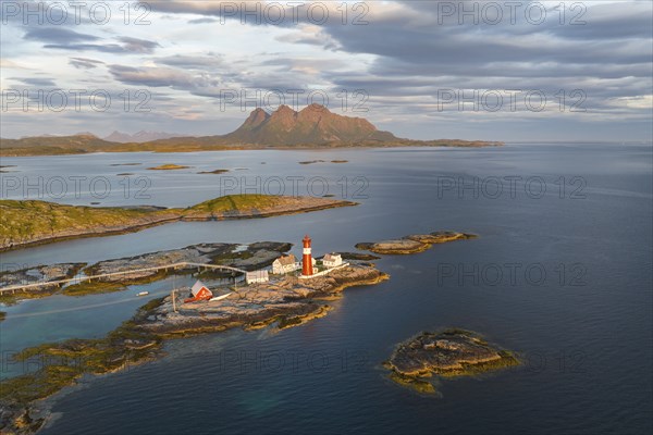 Tranoy Fyr Lighthouse, Tranoy Fyr, Hamaroy, Ofoten, Vestfjord, Nordland, Norway, Europe