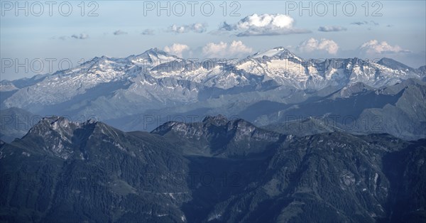 Hochvenediger, Dramatic mountain landscape, View from Hochkönig, Salzburger Land, Austria, Europe