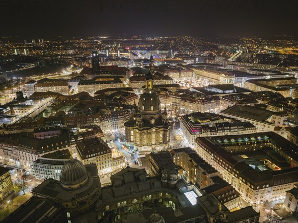 Dresden's old town at Christmas time. Despite the fact that the main sights are not illuminated due