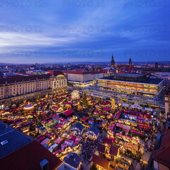 The Dresden Striezelmarkt, which has been held since 1434, is the oldest Christmas market in